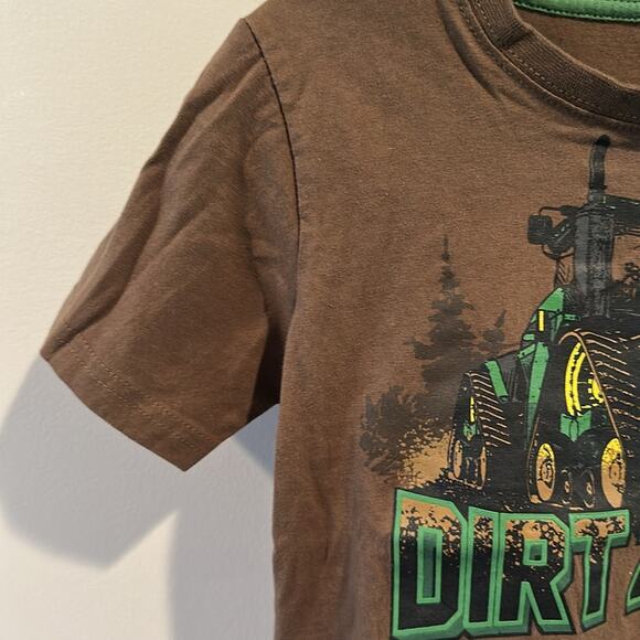 John Deere ‘Dirt Zone’ Toddler Size 5 Tractor Graphic‎ Short Sleeve Tee - Picture 3 of 6